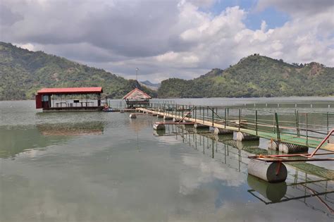 Malubog Lake .